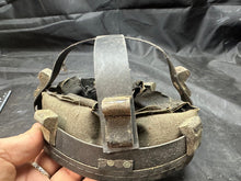 Charger l&#39;image dans la galerie, Original WW2 British Army Mk2 Helmet Liner - Size 6 3/4 - 1939 Dated
