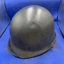 Charger l&#39;image dans la galerie, US Army M1 Helmet Style M1 Euroclone Helmet - WW2 Reenactment / Repainting
