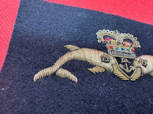 Load image into Gallery viewer, British Royal Navy Bullion Embroidered Blazer Badge - Submariners
