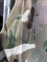 Lade das Bild in den Galerie-Viewer, Genuine British Army MTP Camo Combat Jacket - 180/104
