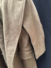 Lade das Bild in den Galerie-Viewer, Original British Army Overcoat Greatcoat - RAPC
