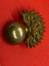 Load image into Gallery viewer, Genuine British Army WW1 / WW2 GRENADIER GUARDS Cap Badge
