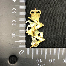 Lade das Bild in den Galerie-Viewer, Image #4
