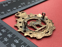 Charger l&#39;image dans la galerie, Genuine Canadian Army Ontario Regiment Cap Badge
