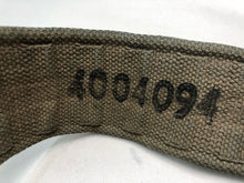 Lade das Bild in den Galerie-Viewer, Original British RAF Royal Air Force WW2 37 Pattern Combat Belt - 38&quot; Waist
