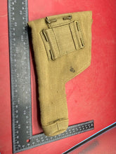 Charger l&#39;image dans la galerie, Original WW2 British Army 37 Pattern Holster in Very Clean Condition - 1941 Date
