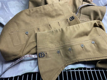 Charger l&#39;image dans la galerie, Original WW2 British Army Despatch Rider&#39;s Waterproof Trousers Superb Condition
