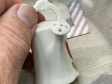 Load image into Gallery viewer, Original Vintage Crested China Ware Watering Can - Isle of Wight
