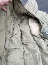 Load image into Gallery viewer, Original US Army Korea/Vietnam Era Sleeping Bag Mountain M1949 OD- Size Regular
