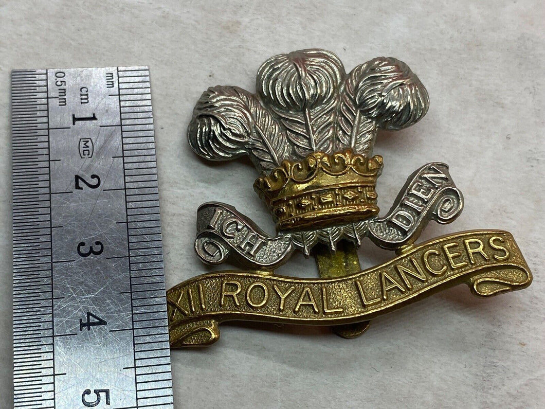 Original WW1 / WW2 XII Royal Lancers - Cap Badge