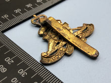 Load image into Gallery viewer, Genuine British Army Royal Artillery Cap Badge - Queen&#39;s Crown
