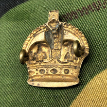 Load image into Gallery viewer, Original WW1/WW2 British Army Majors Rank Pip Crown - The Militaria Shop
