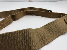 Charger l&#39;image dans la galerie, Original WW2 British Army 37 Pattern Radio Shoulder Strap
