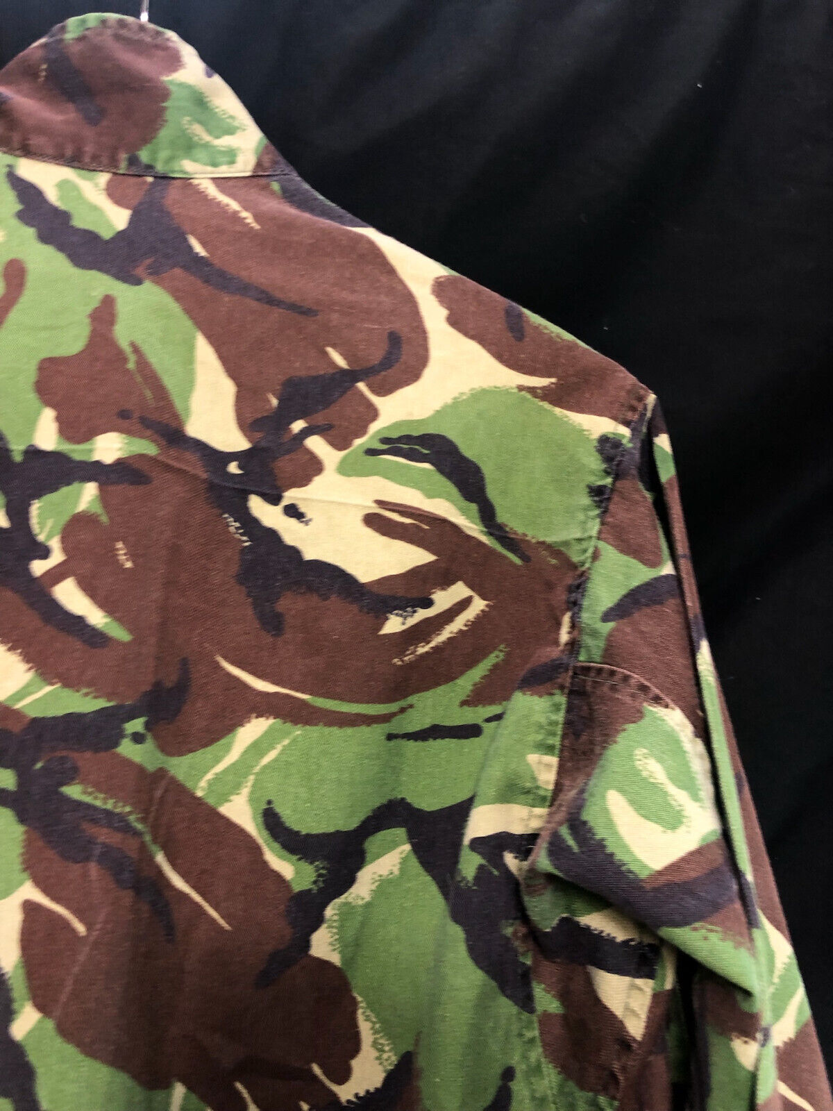 Genuine British Army Camouflage DPM Lightweight Jacket - Size 170/96 - The Militaria Shop
