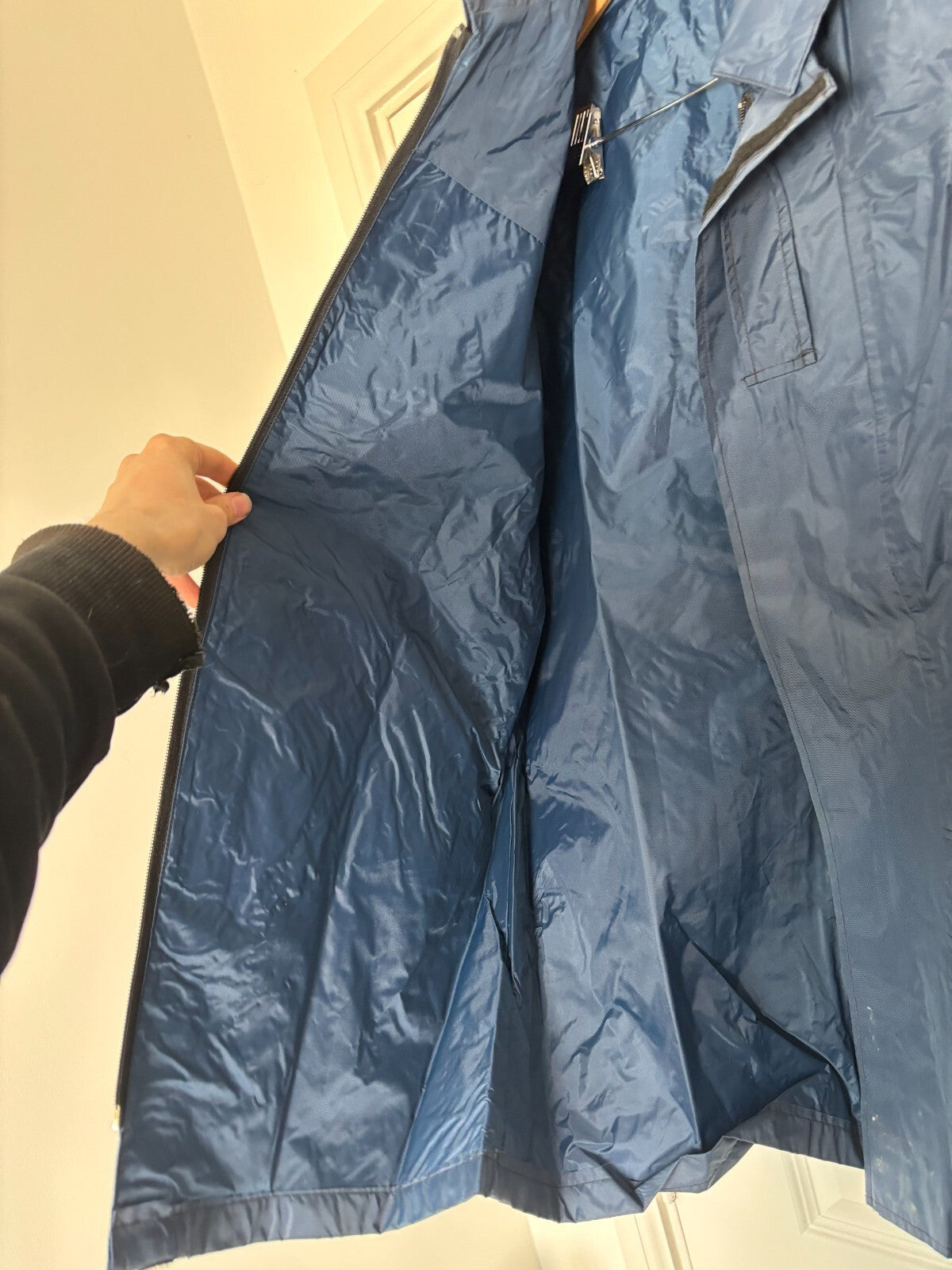 Genuine British RAF Foul Weather Blue Jacket -Size 180/104 - The Militaria Shop