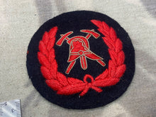 Load image into Gallery viewer, Unissued WW2 Boys Brigade Fireman&#39;s Proficiency Sleeve Badge
