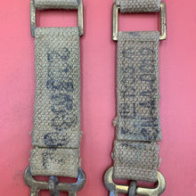 Charger l&#39;image dans la galerie, Original WW2 British Army 37 Pattern Webbing Brace Adaptors Pair
