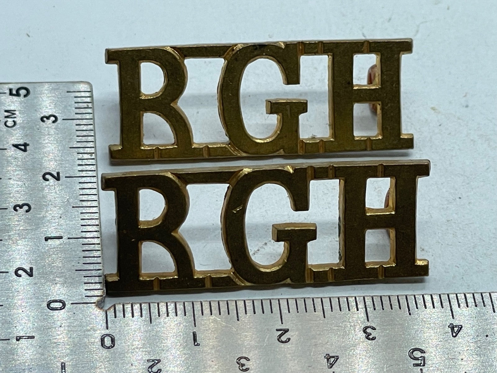 Original WW1 British Army Gloucestershire Hussars Regiment Shoulder Titles - The Militaria Shop