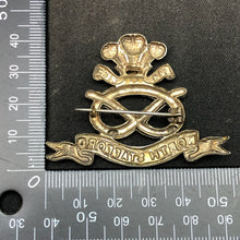 Lade das Bild in den Galerie-Viewer, Image #4
