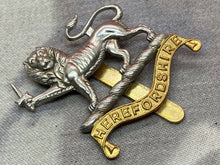 Load image into Gallery viewer, WW1 / WW2 British Army - Herefordshire Regiment Cap Badge - Reproduction
