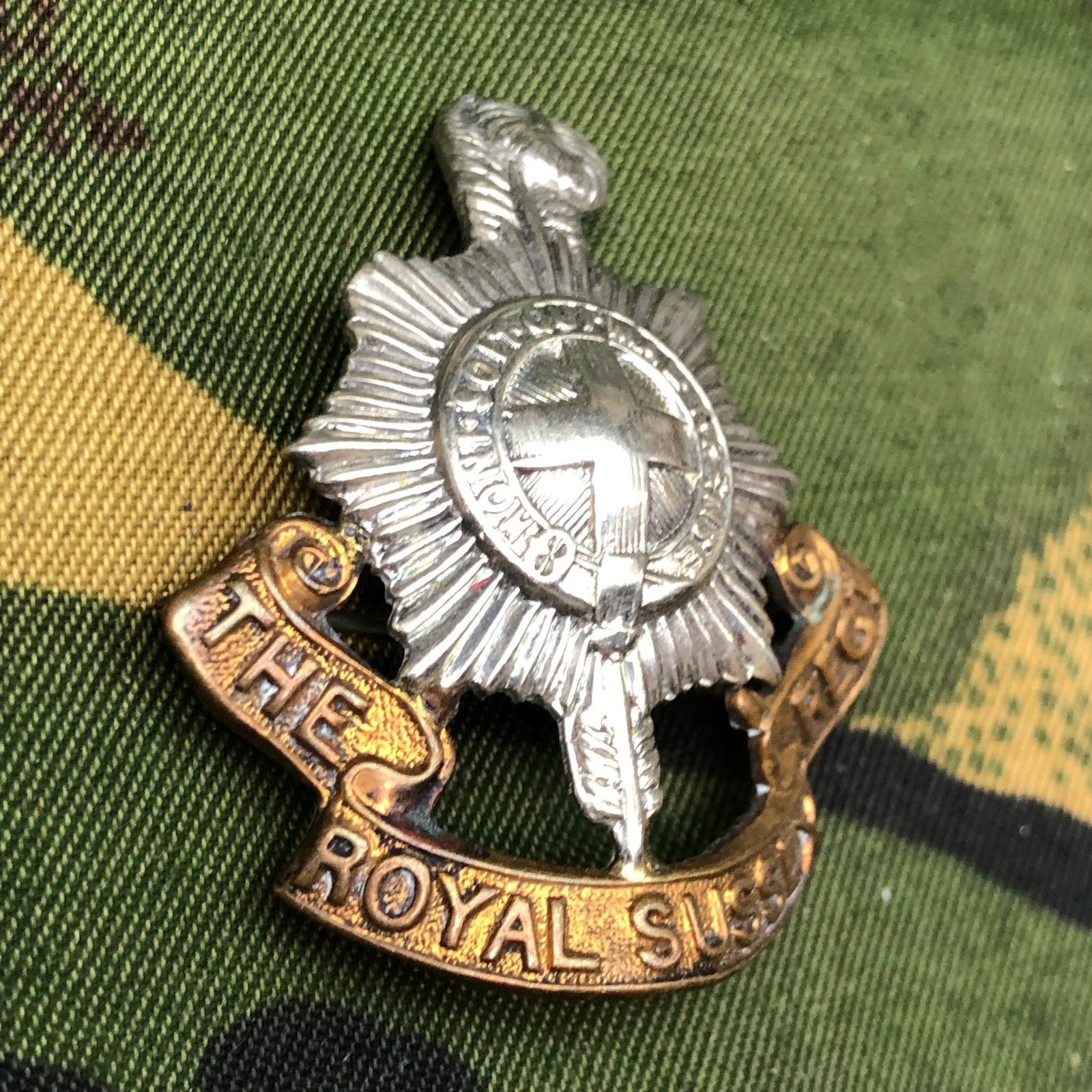 Original WW2 British Army Sweetheart Brooch Badge - The Royal Sussex Regiment - The Militaria Shop