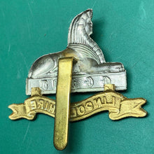 Load image into Gallery viewer, Original British Army Cap Badge - The Lincolnshire Regiment
