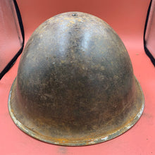 Charger l&#39;image dans la galerie, Original British / Canadian Army WW2 Soldiers Military Combat Mk3 Turtle Helmet
