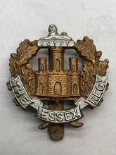 Lade das Bild in den Galerie-Viewer, Original WW2 British Army Cap Badge - The Essex Regiment
