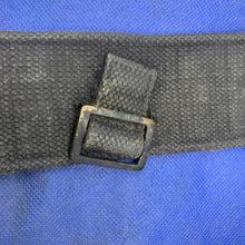 Lade das Bild in den Galerie-Viewer, WW2 British Army / RAF 37 Pattern Combat Belt - Used Original - 40&quot; Waist
