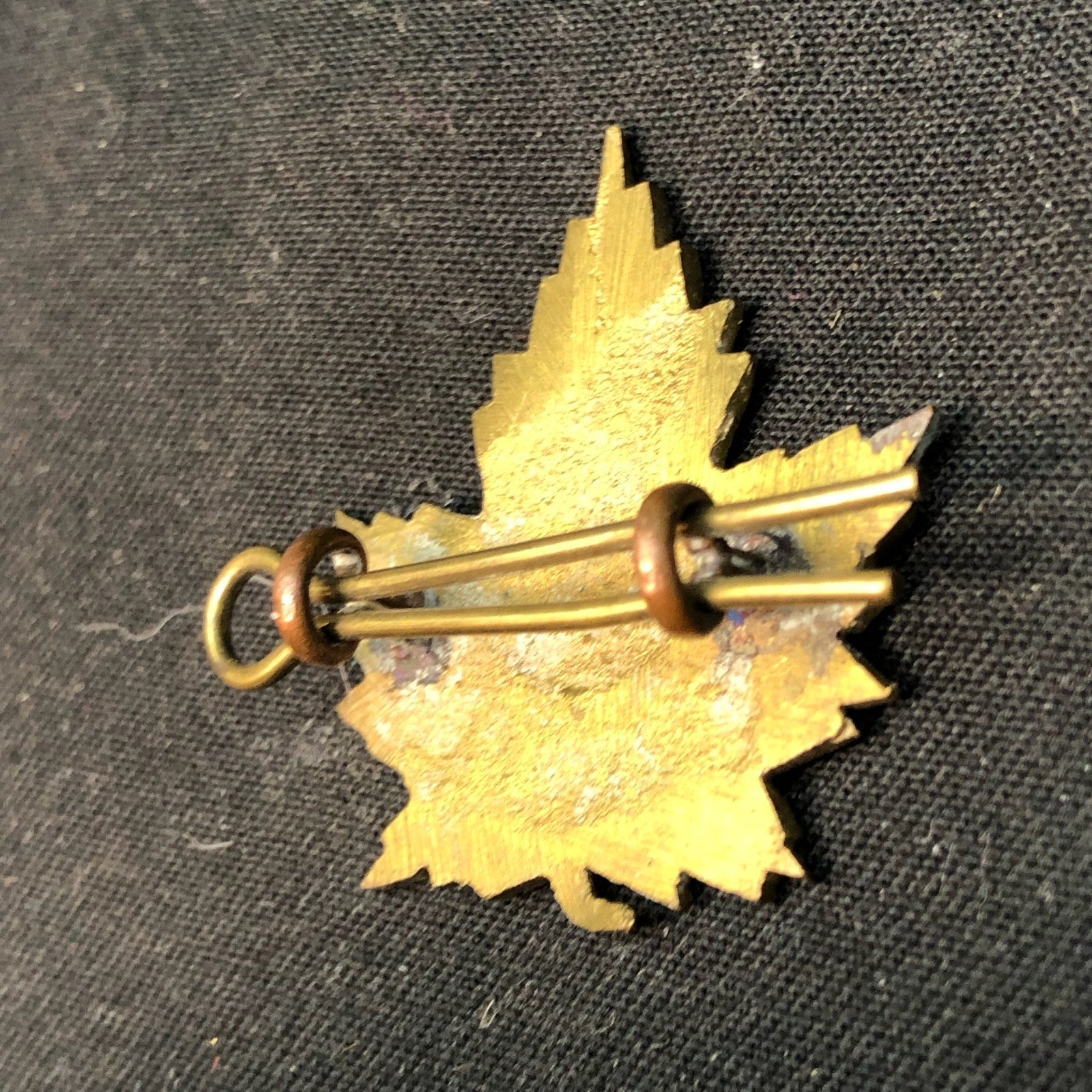 Original WW2 Canadian Army Cap Badge - Canadian General Service - The Militaria Shop