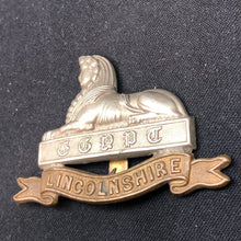 Load image into Gallery viewer, Original WW2 British Army Cap Badge - Royal Lincolnshire Regiment - The Militaria Shop
