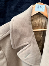 Lade das Bild in den Galerie-Viewer, Image #4
