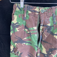 Load image into Gallery viewer, Genuine British Army DPM Camouflaged Combat Trousers Lightweight - Size 75/68/84
