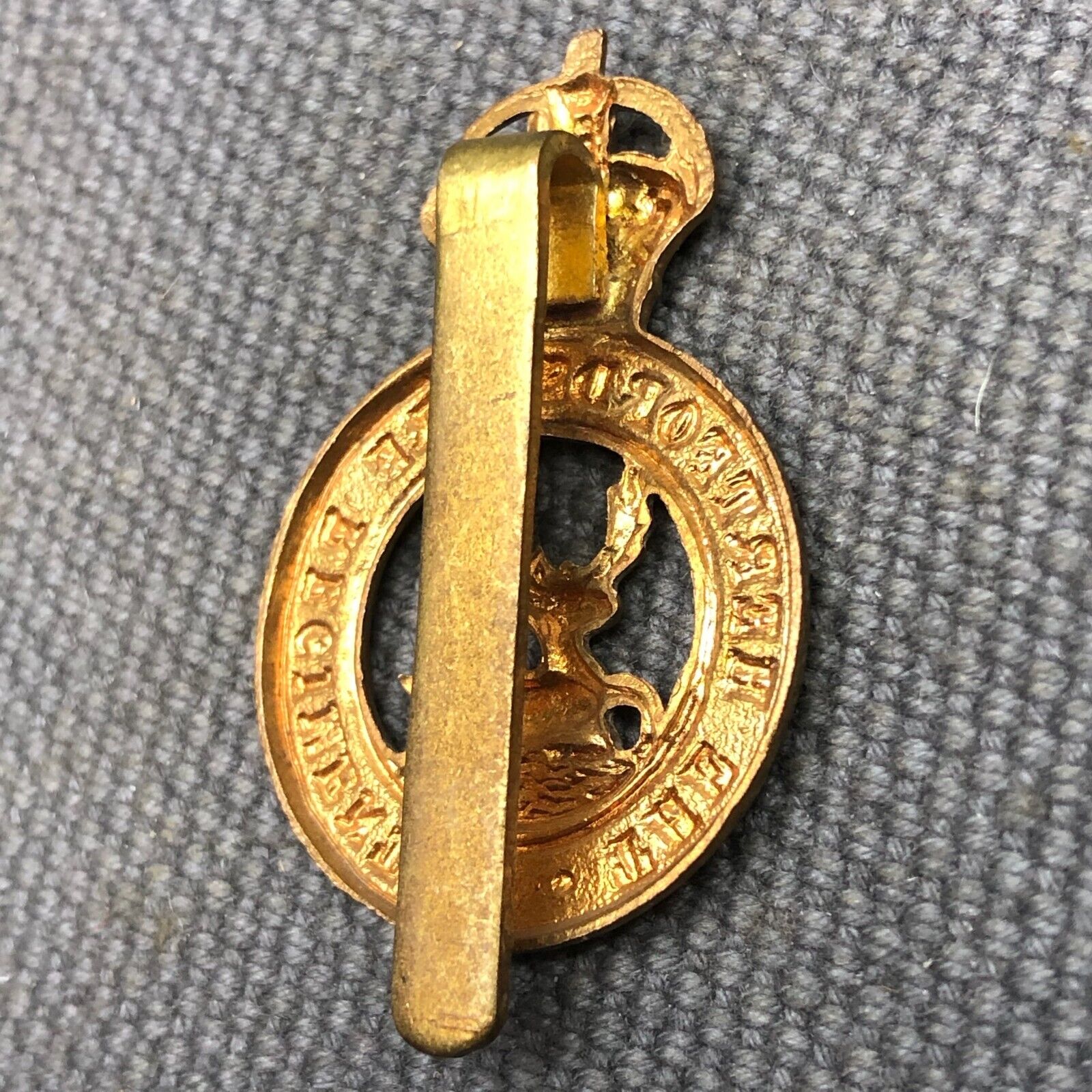 Original WW2 British Army Cap Badge - Hertfordshire Regiment - The Militaria Shop