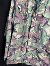Load image into Gallery viewer, Surplus British Army 68 Pat Woodland DPM Smock Combat Jacket -Size 7 - The Militaria Shop

