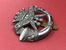 Lade das Bild in den Galerie-Viewer, Original WW1 British Army Duke of Cornwall&#39;s Light Infantry Cap Badge
