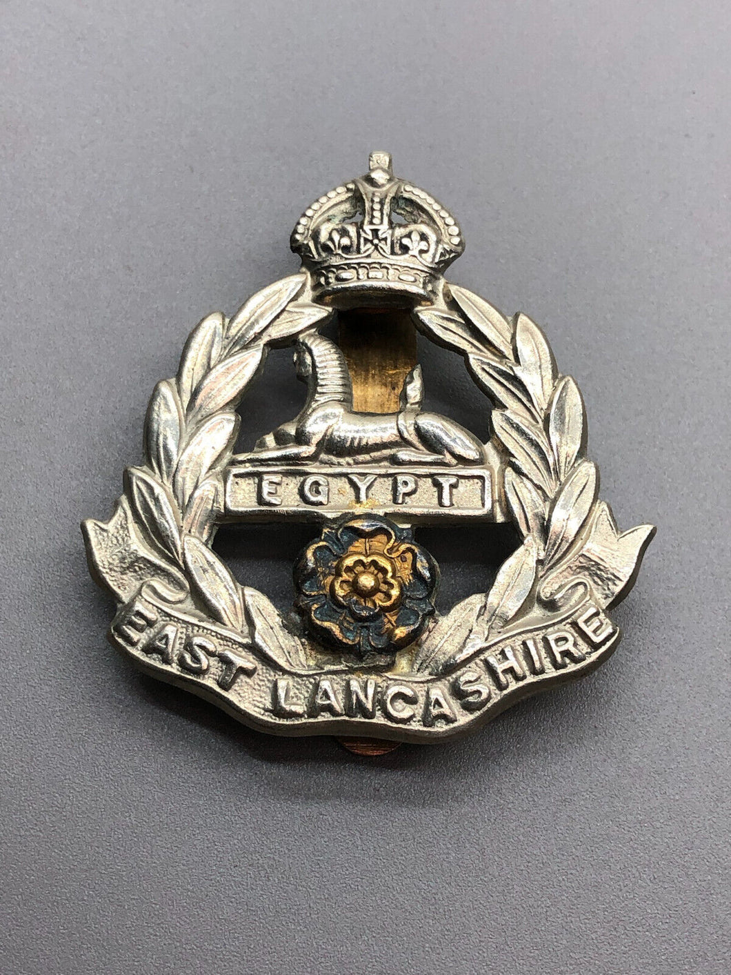 Original WW2 British Army East Lancashire Regiment Cap Badge