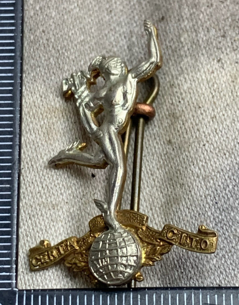 Genuine British Army Royal Corps of Signals Collar Badge