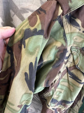 Load image into Gallery viewer, Original British Army 1968 Pattern DPM Combat Smock Jacket - Size 1 - 38&quot; Chest
