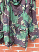 Load image into Gallery viewer, Genuine British Army DPM Camouflaged Combat Smock Jacket - Size 170/96
