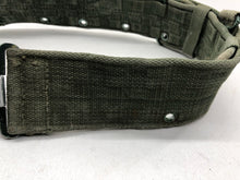 Charger l&#39;image dans la galerie, Original WW2 British Army 44 Pattern Soldiers Belt - Size 34&quot; Waist
