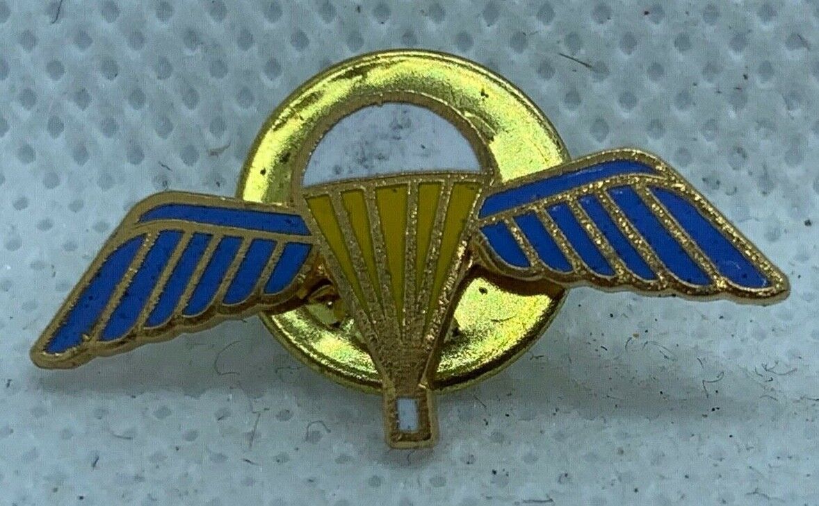 Mixed Listing of British Army Military Cap / Tie / Lapel Pin Badges - Code #166 - The Militaria Shop