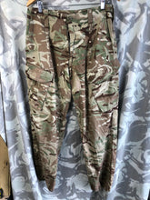 Charger l&#39;image dans la galerie, Genuine British Army MTP Camouflage Combat Trousers - 32&quot; Waist
