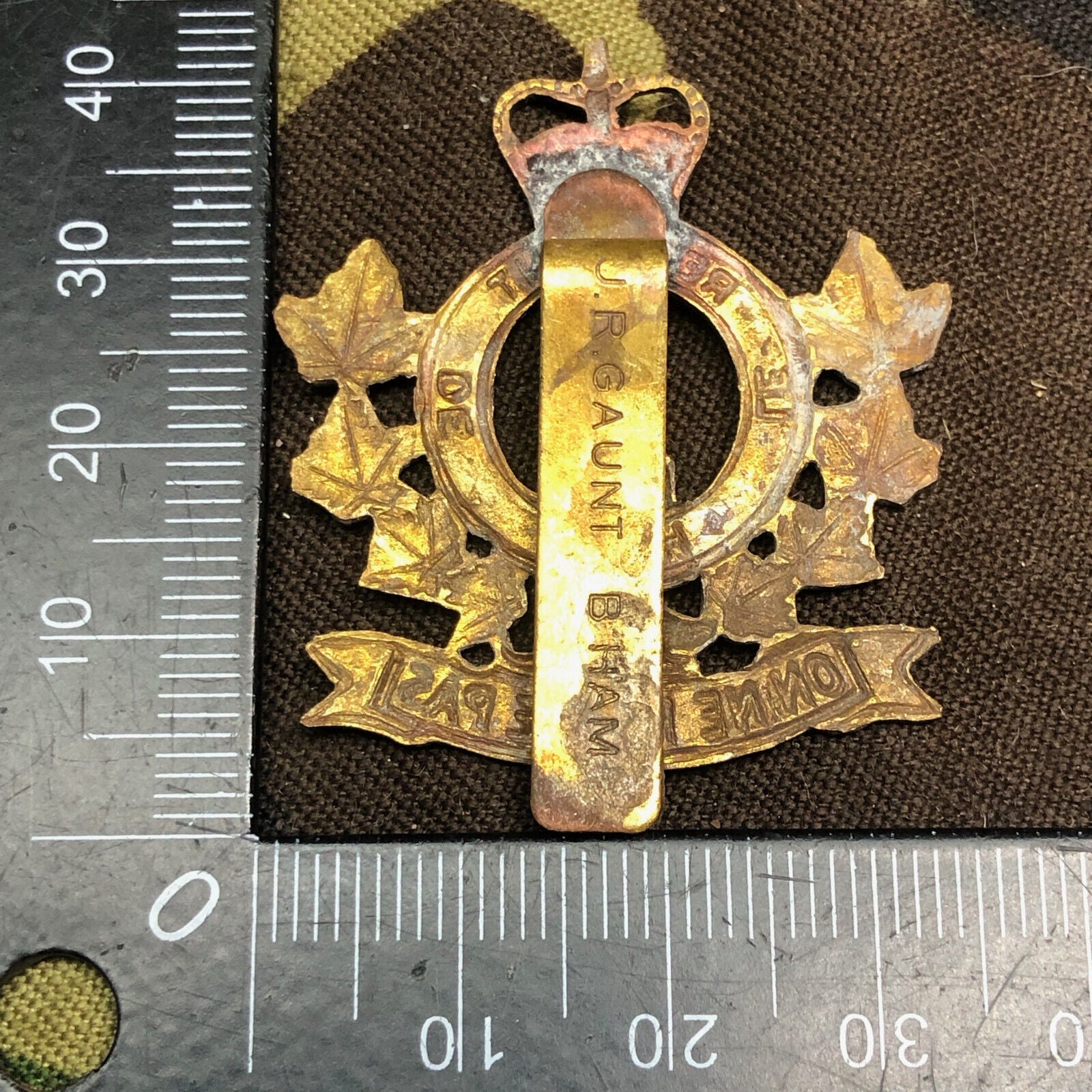 Original Canadian Army Le Régiment de Hull Beret / Cap Badge - The Militaria Shop