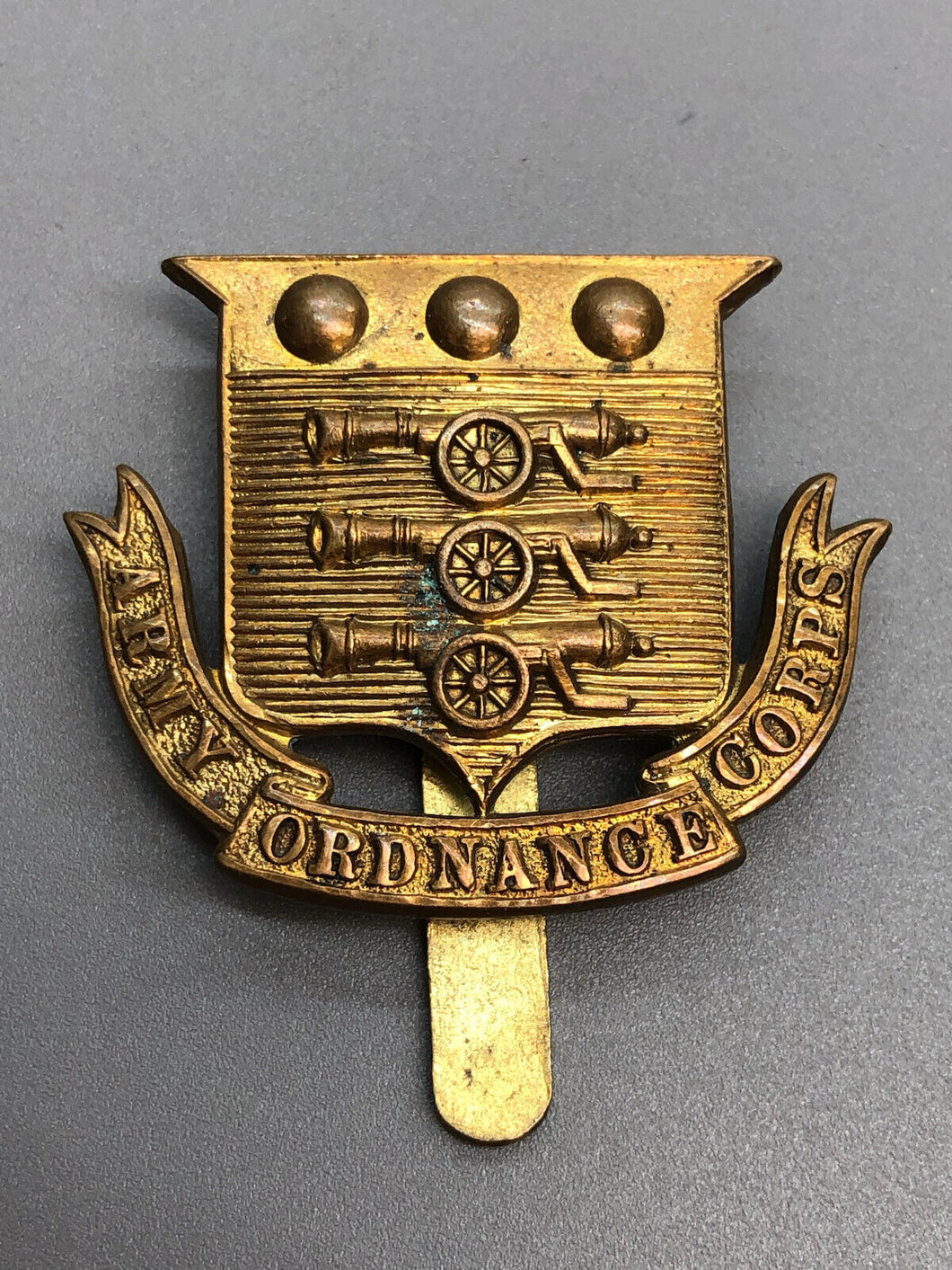 Original WW2 British Army Army Ordnance Corps Cap Badge