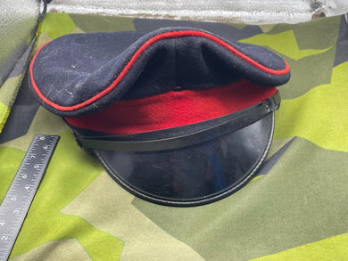Original British Army - Royal Artillery Peaked Cap - Size 57cm - The Militaria Shop