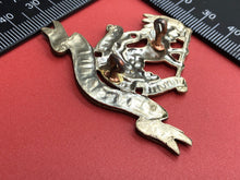 Charger l&#39;image dans la galerie, Genuine British Army The West Riding Regiment Cap Badge
