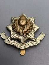 Charger l&#39;image dans la galerie, Original British Army WW2 Cheshire Regiment Cap Badge
