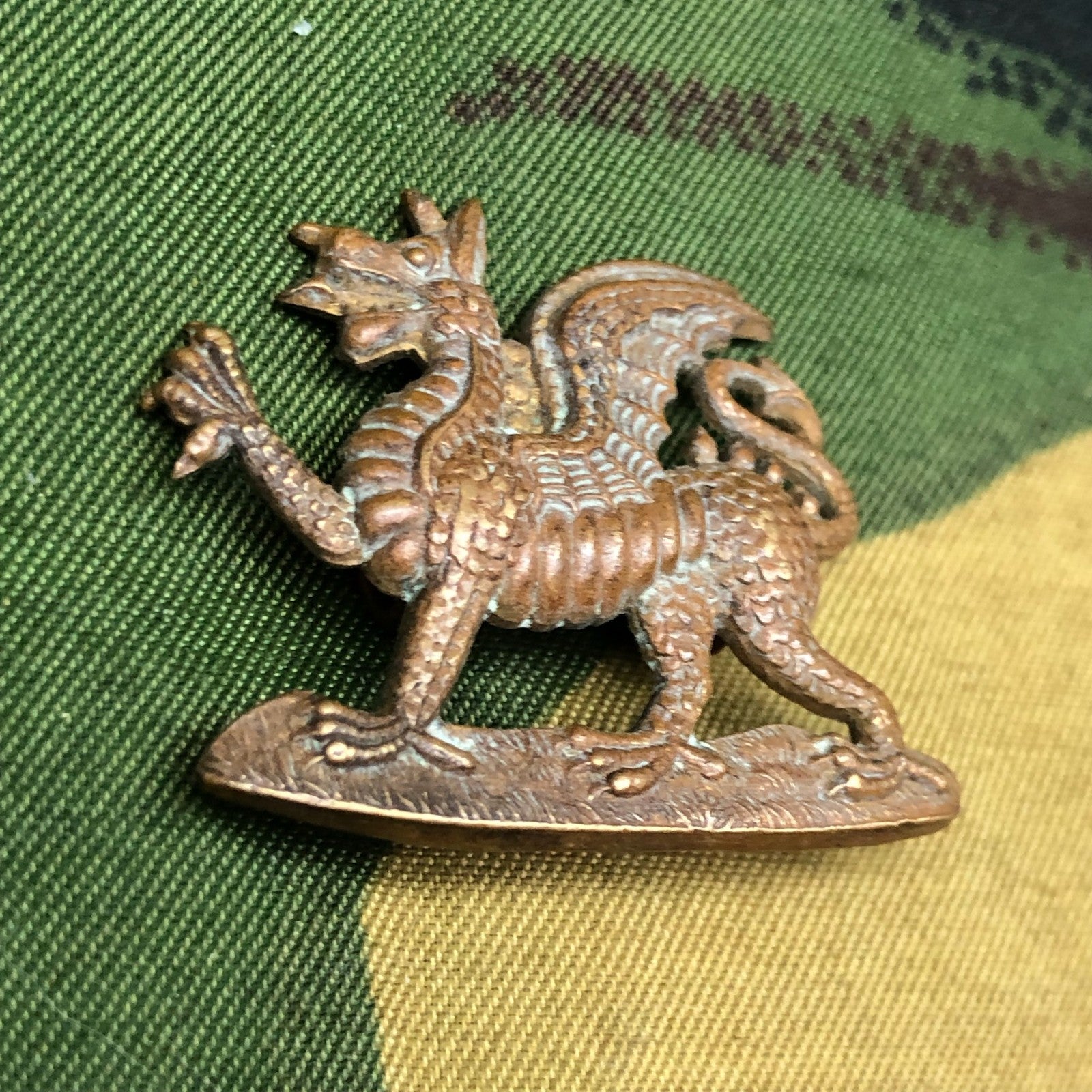 Original British Army WW2 Cap Badge - Buffs (Royal East Kent Regiment) - The Militaria Shop