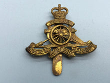 Load image into Gallery viewer, Genuine British Army Royal Artillery Cap Badge - Queen&#39;s Crown
